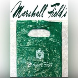 MARSHALL FIELD’S small signature green shopping bag size 9x12 used